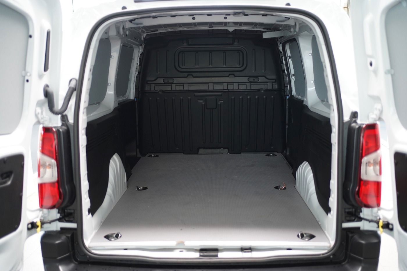 Fahrzeugabbildung Citroën Berlingo L2 BlueHDi 100 Club Klima Einparkhilfe