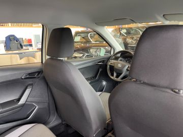 Seat Arona 1.6 TDI Style *AHK*SHZ*PDC*2.HAND*