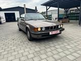 BMW 730 i  Oldtimer H - BMW 7er Reihe mit Benzin-Antrieb: Limousine, Automatik