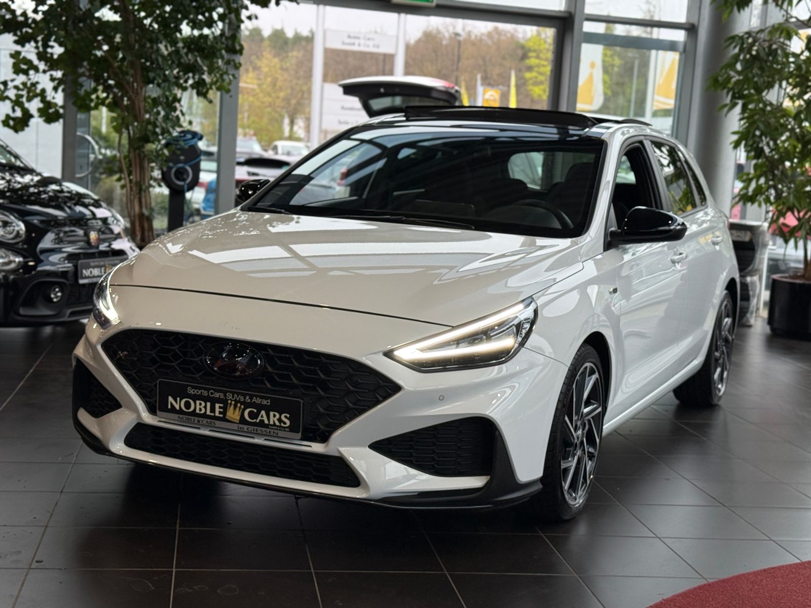 Fahrzeugabbildung Hyundai i30 N Line Mild-Hybrid PANO LED NAVI