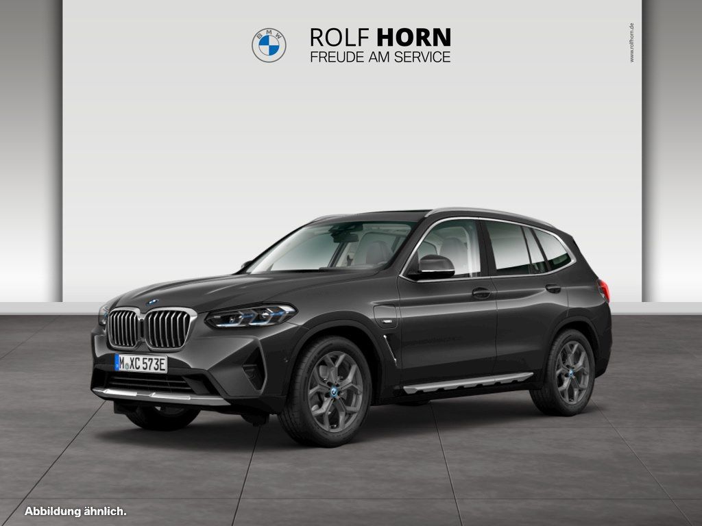 BMW X3 xDrive30e HeadUp Pano AHK HiFi Laser RFK SHZ