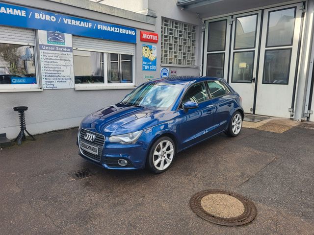 Audi A1 Sportback Ambition 1.6 tdi 4/5 türer Xenon