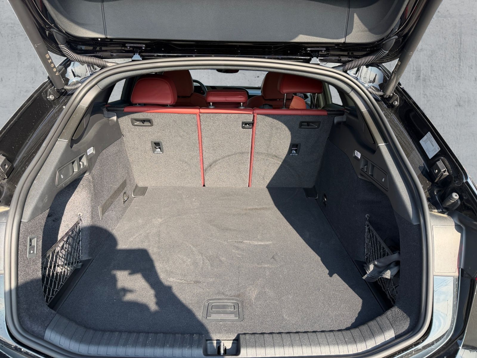 Audi S6 e-tron - Bild 15