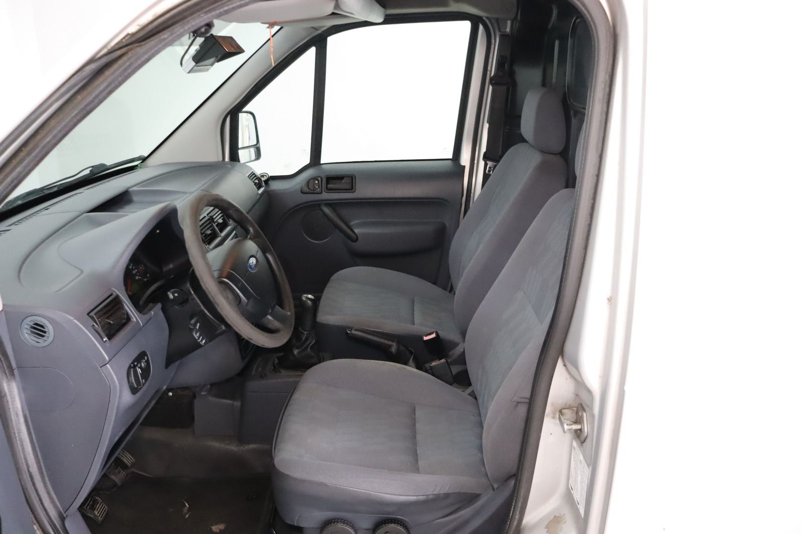 Fahrzeugabbildung Ford Transit Connect 1.8 DTCi T230 Kasten mit Klimaan