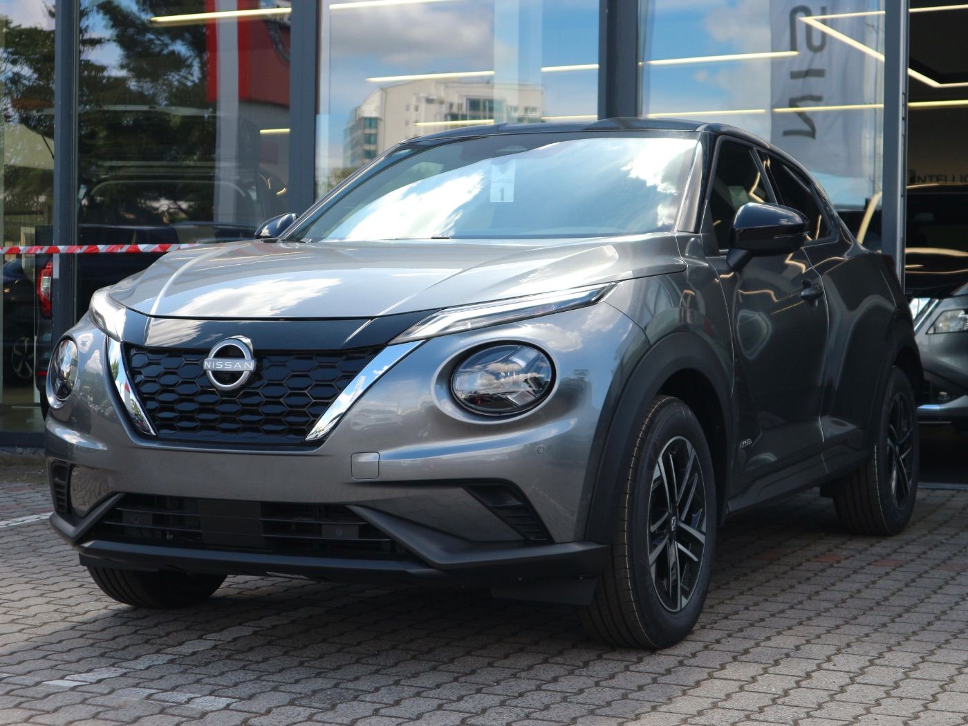 Nissan JUKE N-CONNECTA 1.6 HYBRID 4AMT Navi LM CarPlay imagem 2