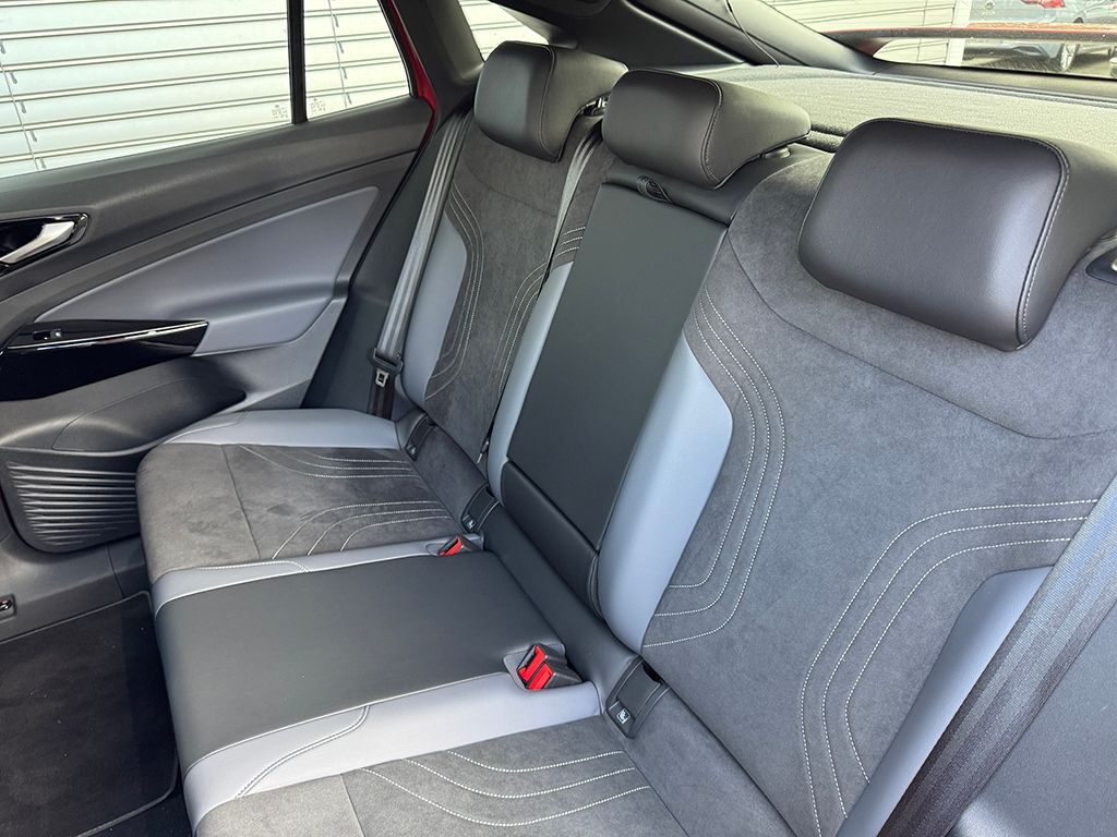 ID.5 Pro Performance *AHK*MATRIX*HUD*