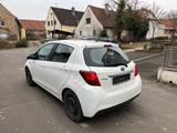 Toyota Yaris 1,33-l-Dual-VVT-i CVT Edition-S Edition-S - Toyota in Würzburg