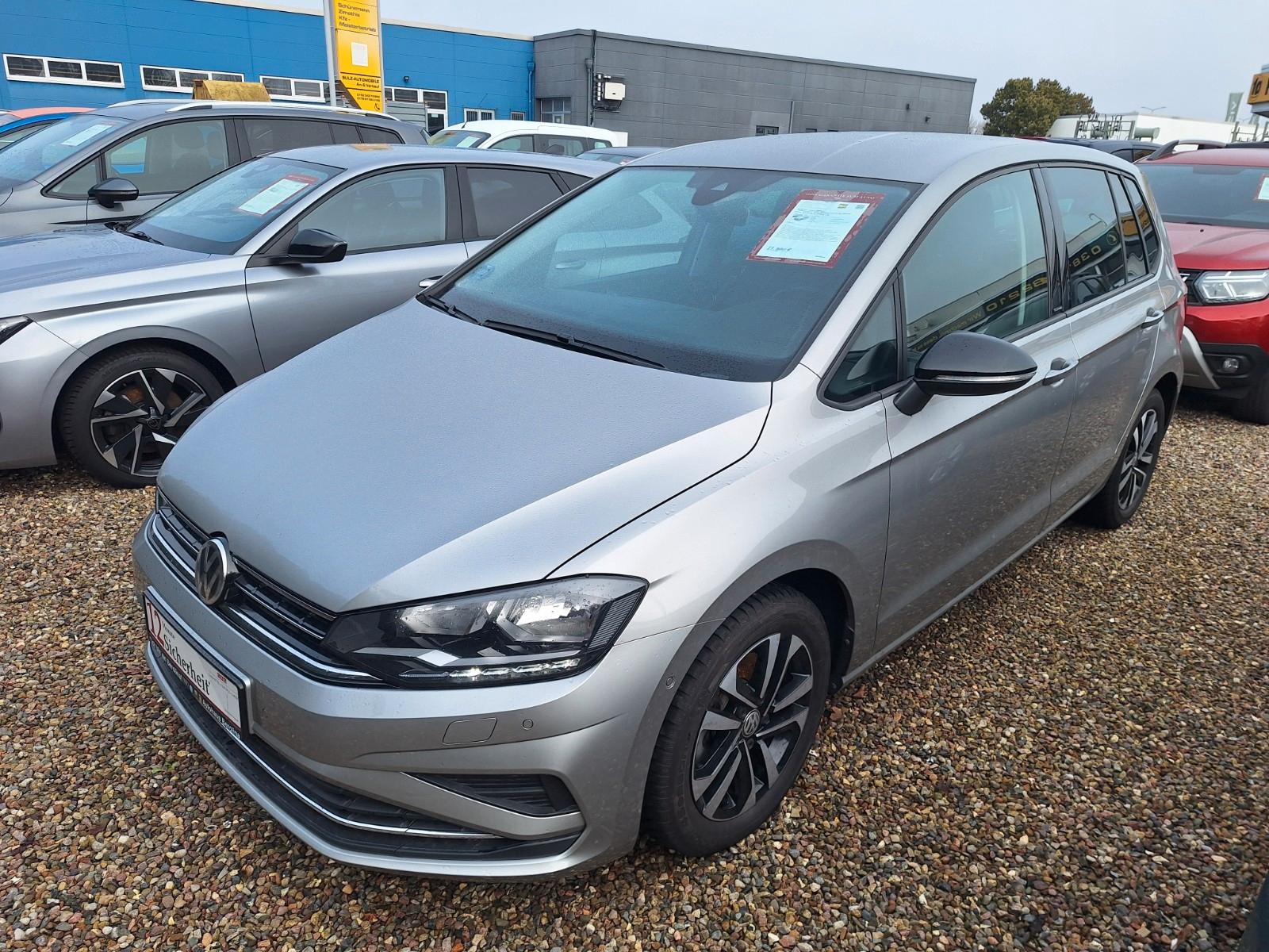 Volkswagen Golf SportsvanVII IQ.DRIVE DSG NAVI NUR 13000 KM