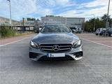 Mercedes-Benz E 300 de AMG Head-Up Widescreen Garantie MwSt - Hybrid (Diesel/Elektro): Grau, Limousine