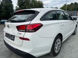 Hyundai i30 cw Select TÜV BIS 03.2026 - Hyundai i30 Gebrauchtwagen in Chemnitz