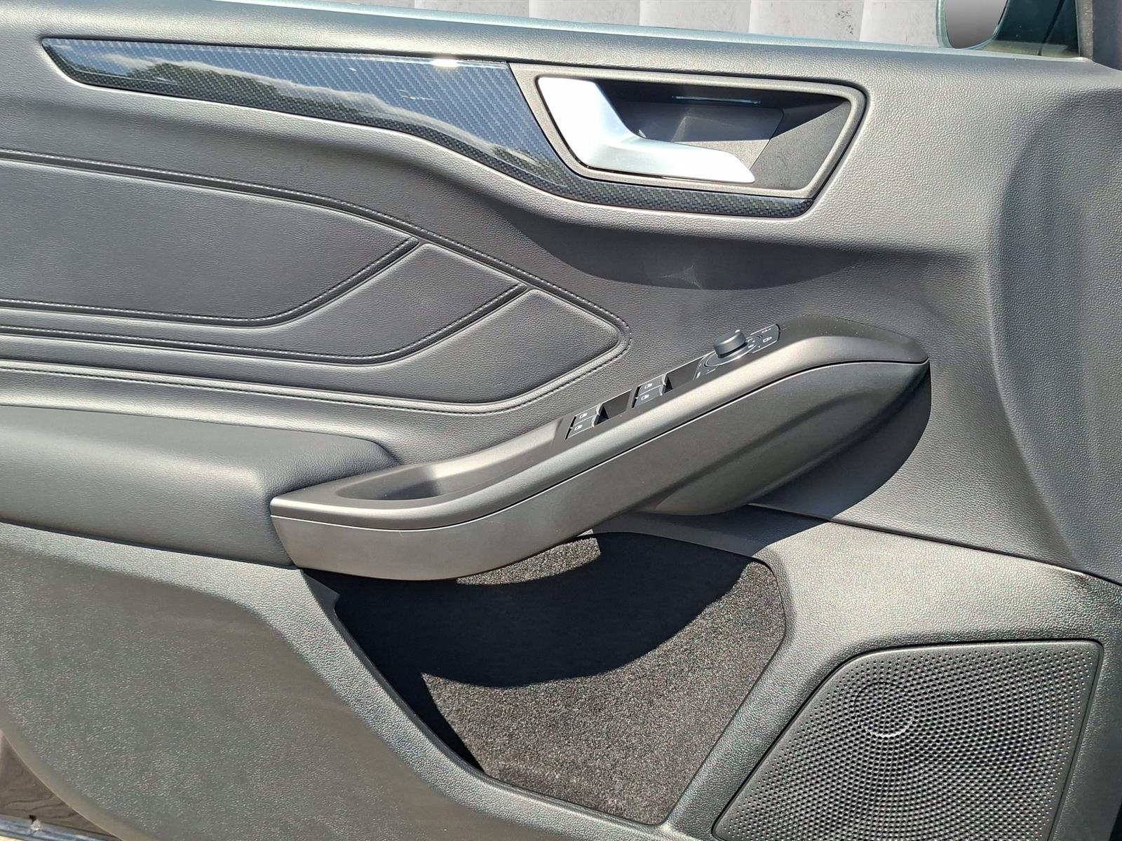 Ford Focus ST X Aut. | LED | ACC | RFK | SHZ | PDC |