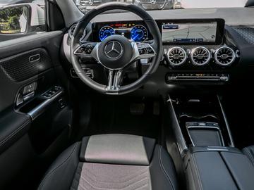 صورة 4 لـ 2025 Mercedes-BENZ EQA