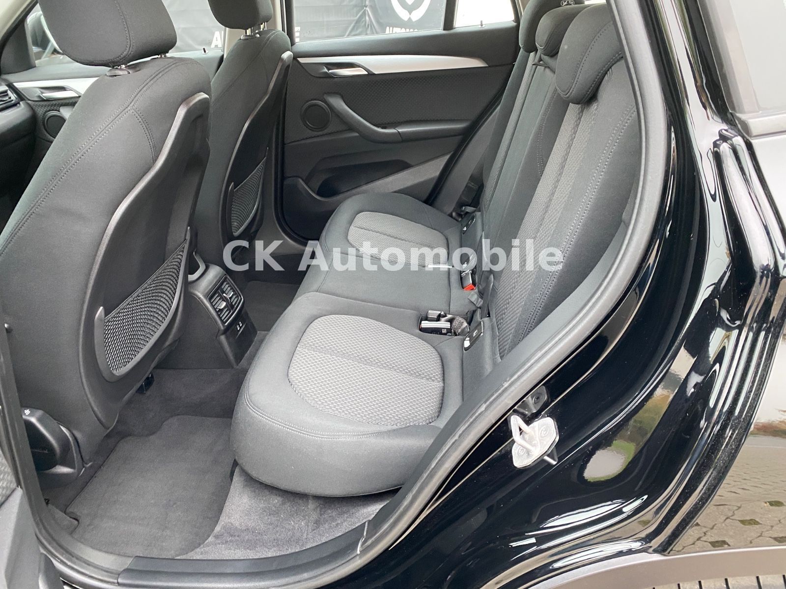 Fahrzeugabbildung BMW X1 xDrive 18d Advantage/Navi/Tempomat/PDC/AHK