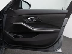 Foto Nummer 31: BMW 320d