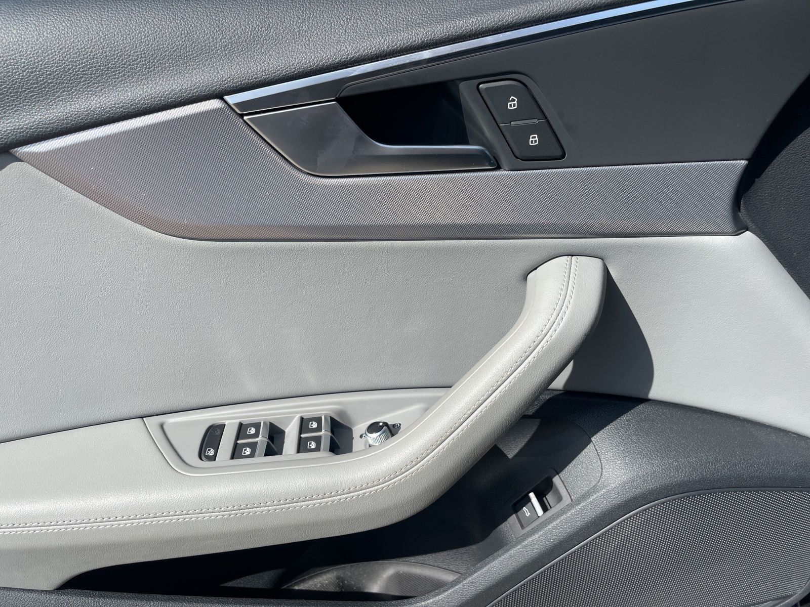 Audi A4 - Bild 11