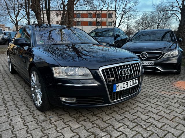 Audi A8 4.2 TDI quattro Exclusive Motor Neu