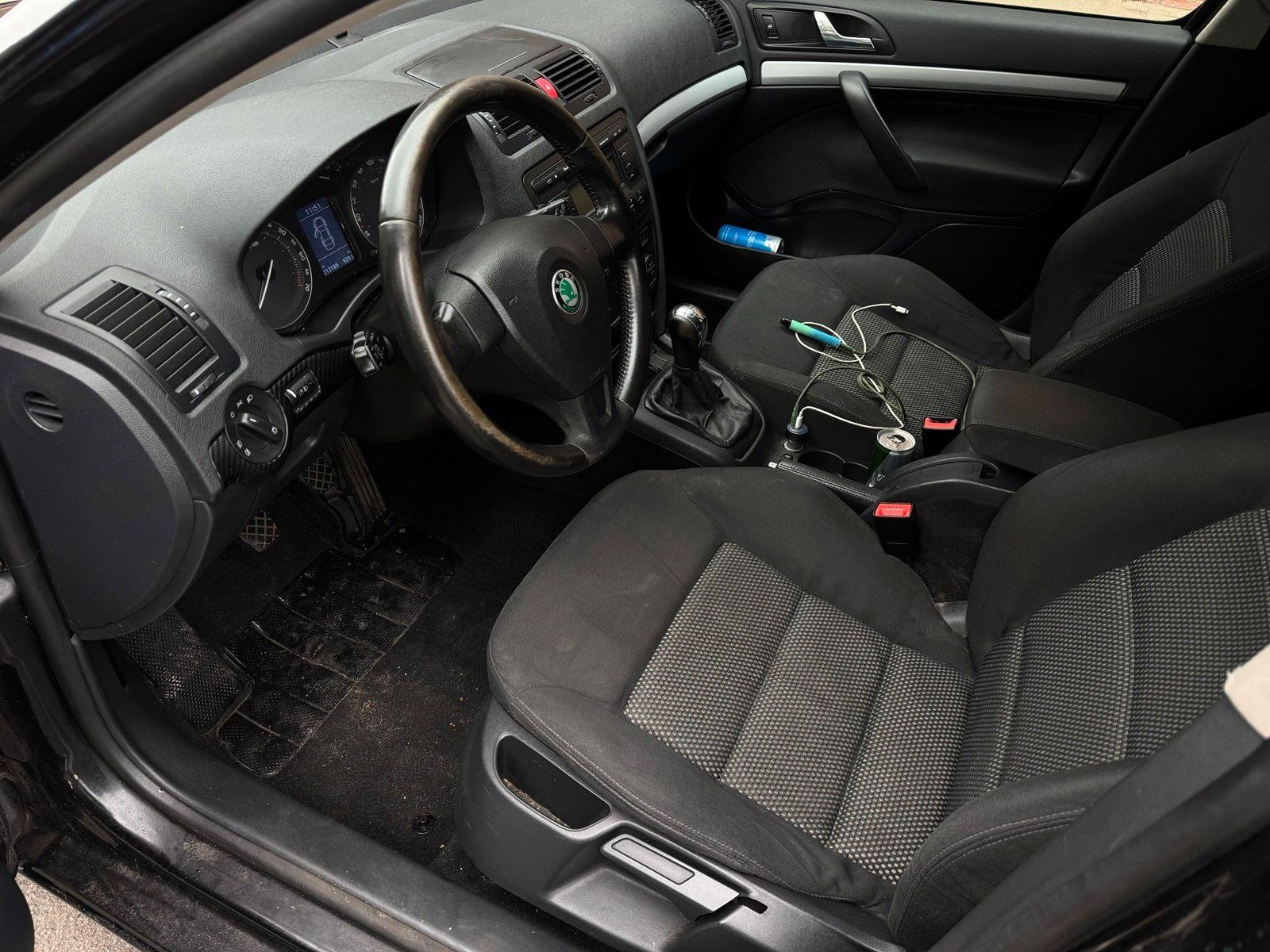 Skoda Octavia 2007 — photo 12