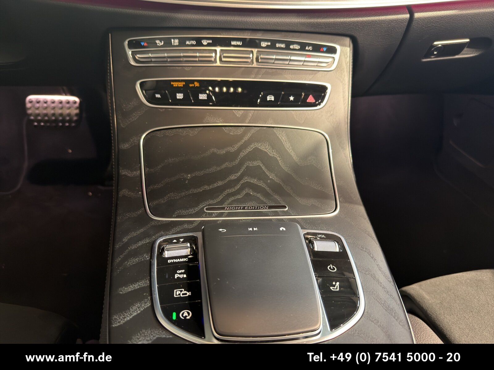 E 220d T AMG NIGHT EDITION | AHK | PANO | BURMES
