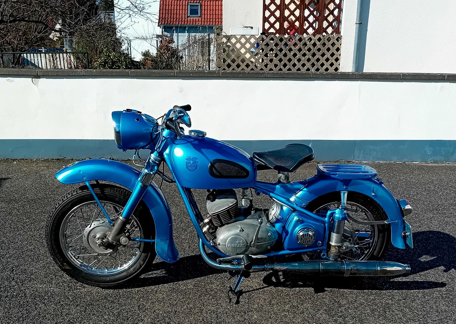 Andere Wunderschöne  Adler MB 200 von 1954