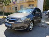 Opel Zafira B Innovation*Automatik*2.Hand*Top* - Opel Zafira Gebrauchtwagen in Berlin
