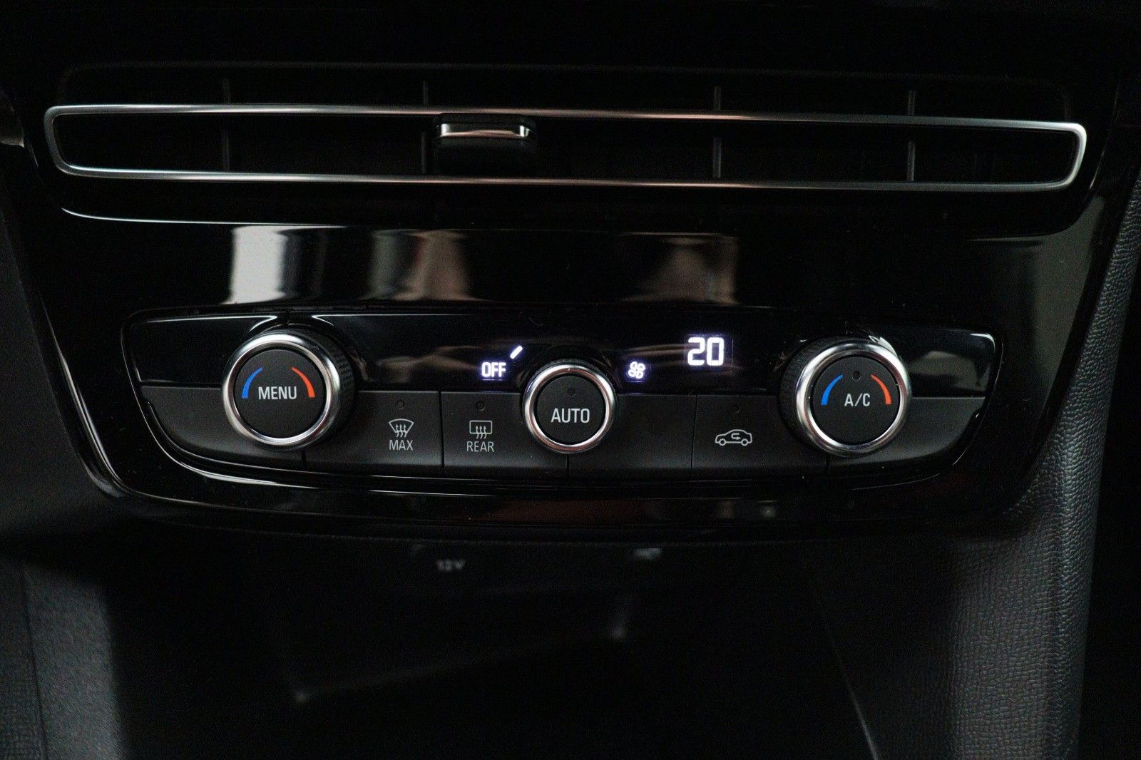 Fahrzeugabbildung Opel Mokka-e GS-Line LED KAMERA PDC