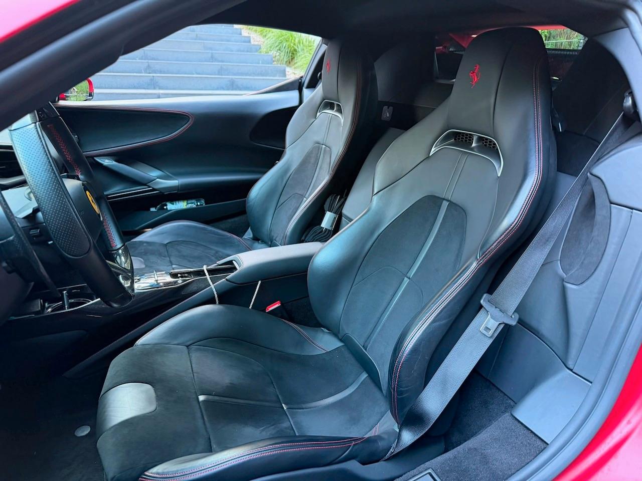 Ferrari SF90 *Lift *Carbon *AFS *Carplay *MATT LACKIERUN