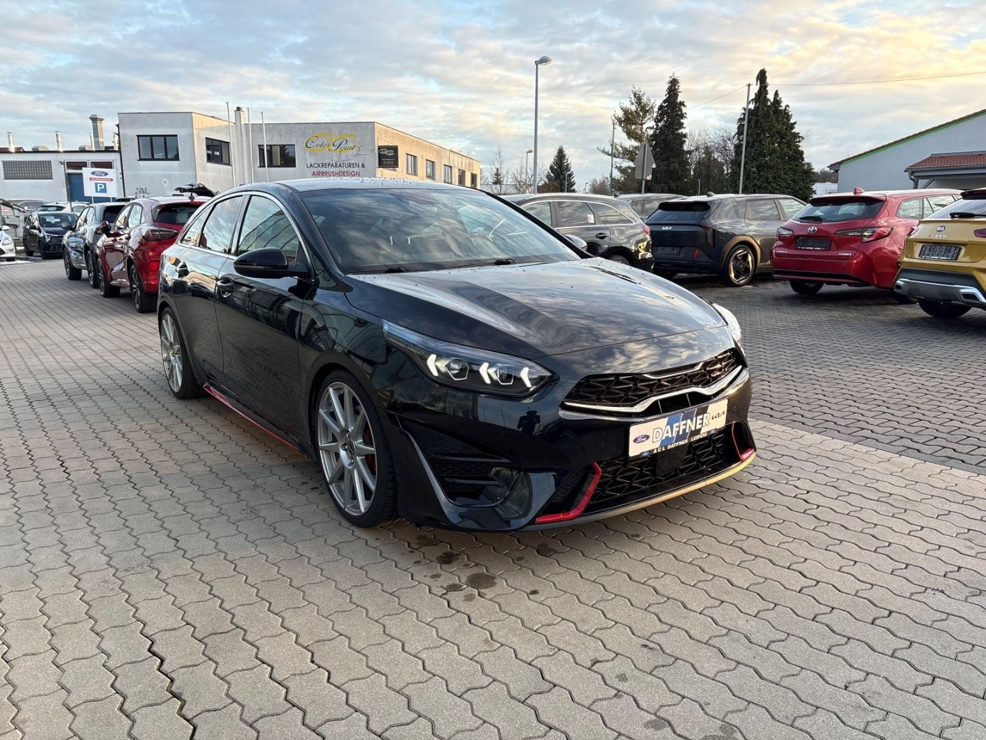 Fahrzeugabbildung Kia ProCeed GT 1.6 VerkehrszeichenERK Kamera LED