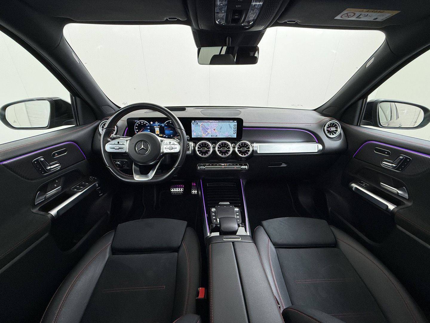 Mercedes-Benz EQB 250 AMG Night Line 7 sitze Premium plus SOH imagem 3