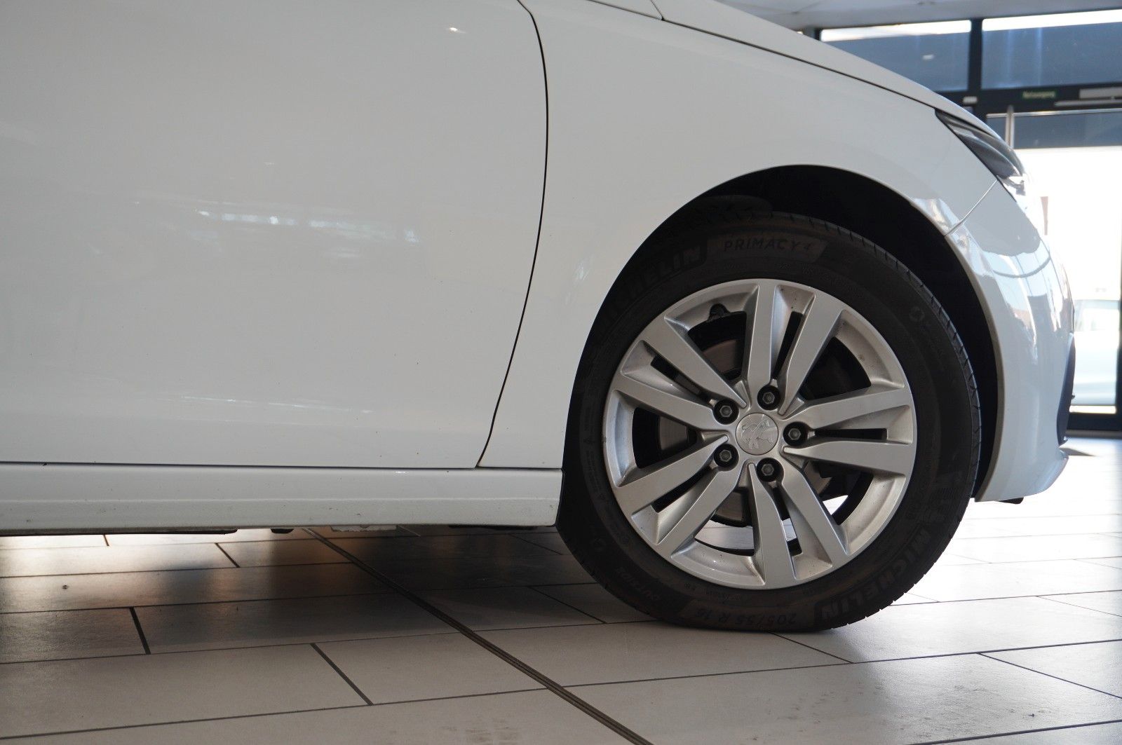 Fahrzeugabbildung Peugeot 308 SW 1.5D ACTIVE NAVI/LED/SHZ/TEMP./PDC/KLIMA