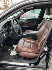Mercedes E 350 - 11