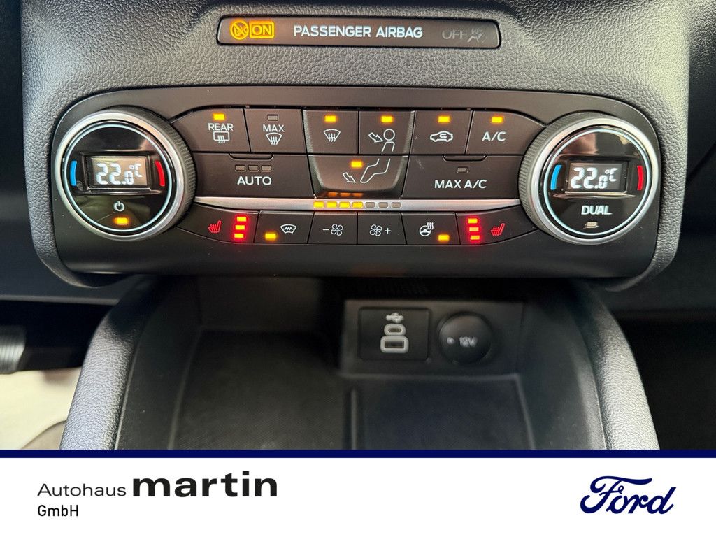 Fahrzeugabbildung Ford Kuga 1.5 ST-Line X PDC SHZ NAVI ACC B&O LED