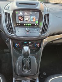 Ford Kuga - 9