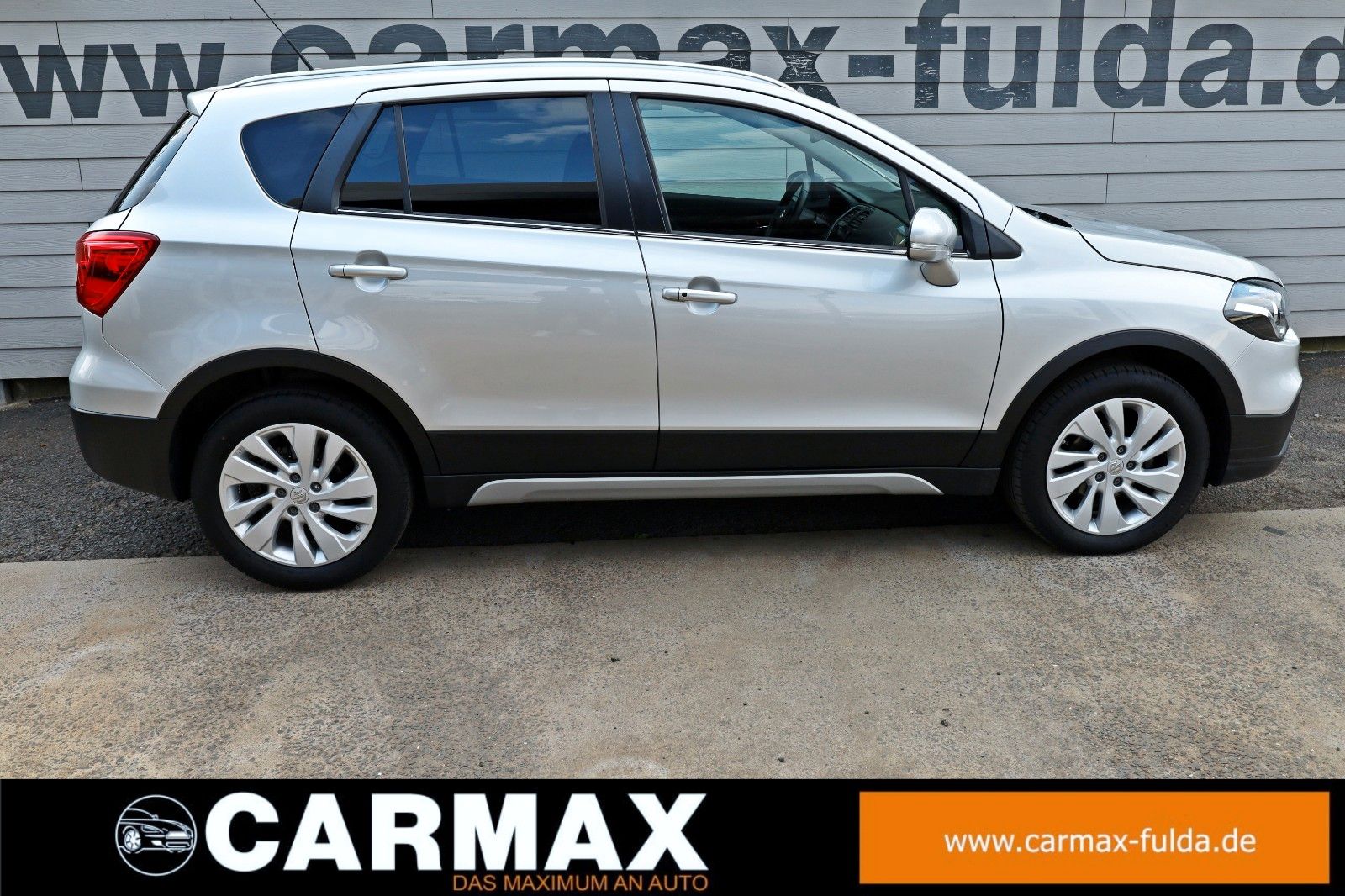 Fahrzeugabbildung Suzuki SX4 S-Cross Comfort LED,SH,PDC,ACC,Apple Car