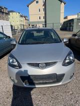 Mazda 2 benzin 1.3 kleine auto mit weniger... - : Kleine