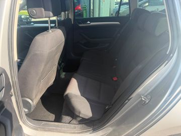 Volkswagen Passat Variant - 6