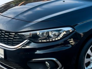 Fiat Tipo Lounge 1,4 T-Jet Lounge