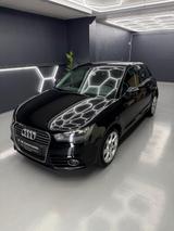 Audi A1 1.4 TFSI *4Türig*Sportsitze*Klima*topZustand* - Audi A1: Türig