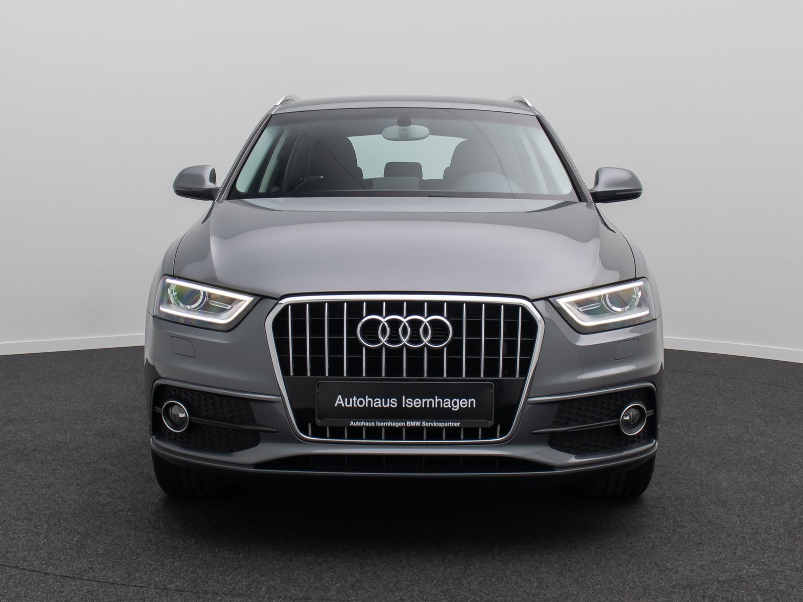Fahrzeugabbildung Audi Q3 1.4 S Line Tempomat PDC BiXenon Sportsitz 18"