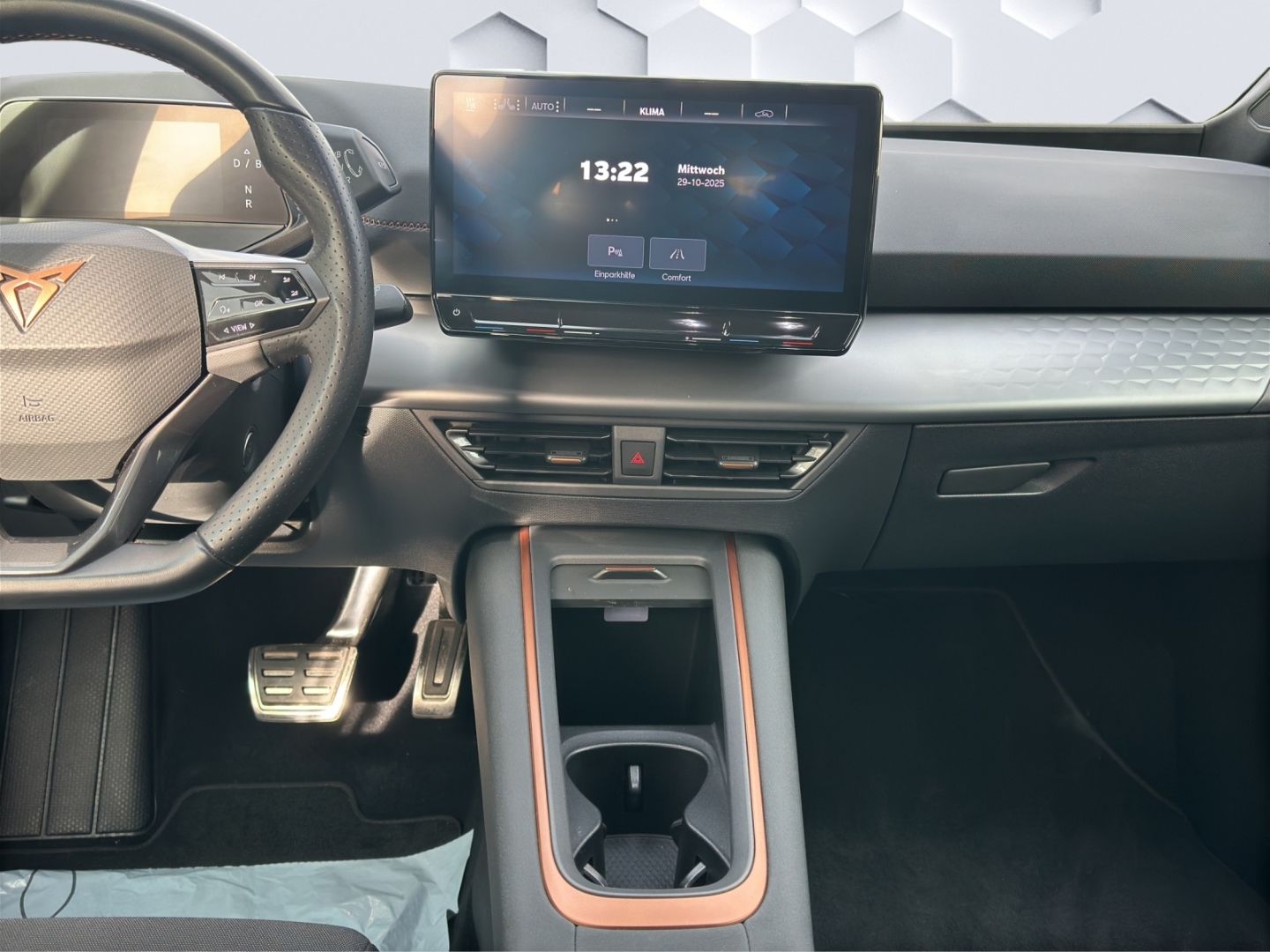 Born 150kW 1-Gang Automatik LED 360°Kamera ACC P