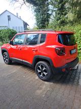 Jeep Renegade 2.0 MultiJet 125kW Trailhawk Allrad... - rote Jeep Renegade