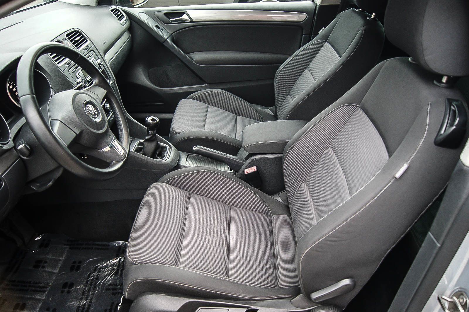 Fahrzeugabbildung Volkswagen Golf VI 1.4 Trendline KLIMA TOP-ZUSTAND