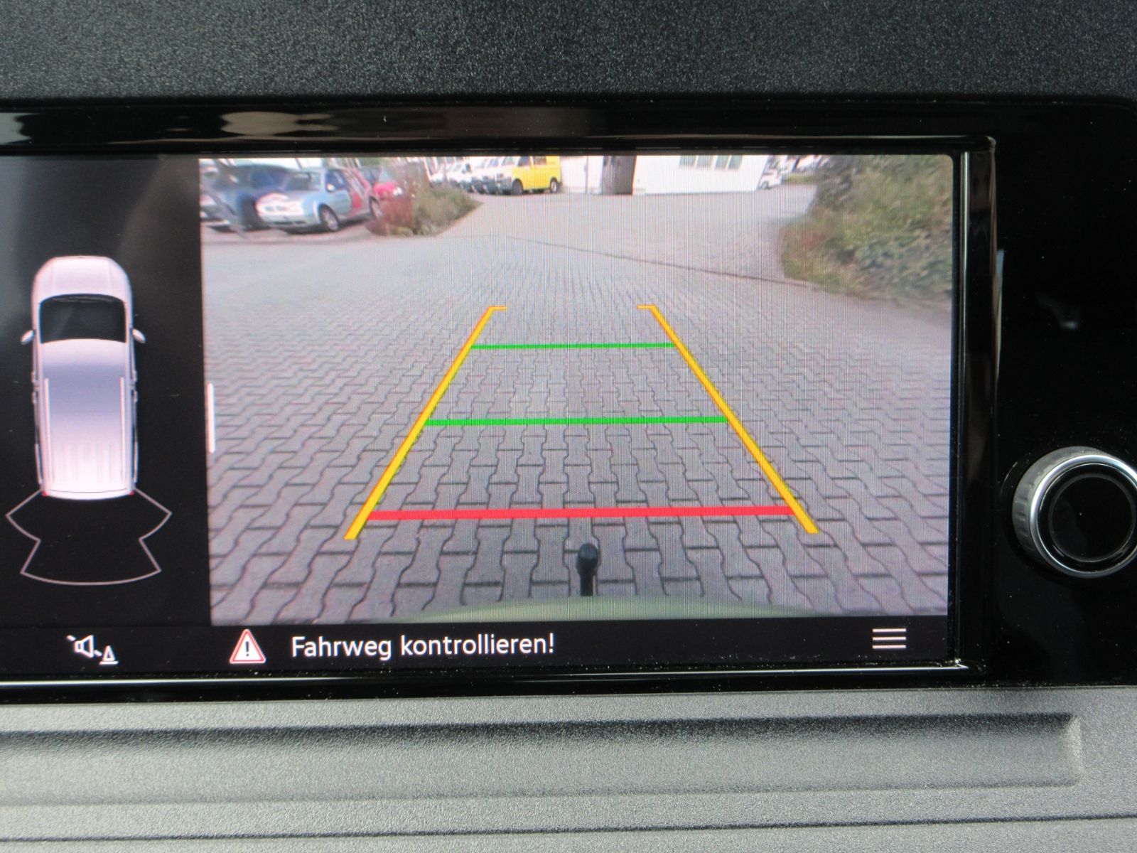 Caddy 2.0 TDI Life 5-SITZER/AHK/LED/16-ZOLL/APP-