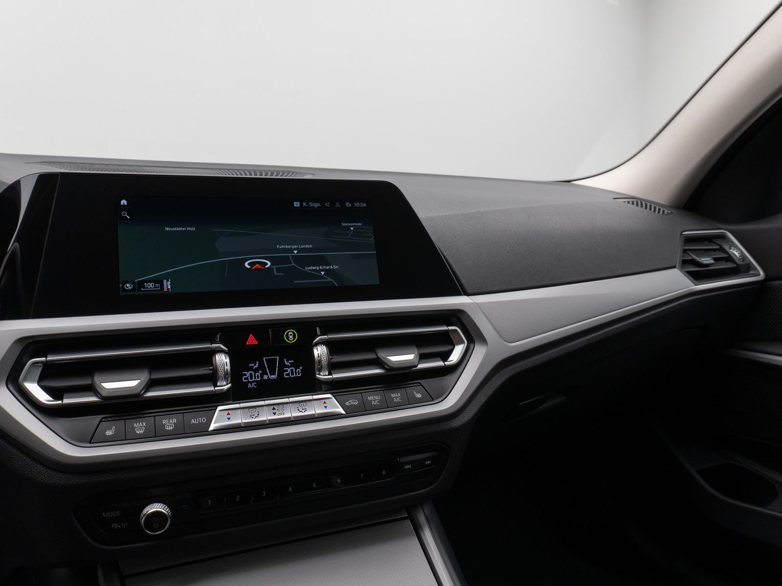 Fahrzeugabbildung BMW 320d  DAB CockPit+ Lordos PDC Geschwindigkeitsre