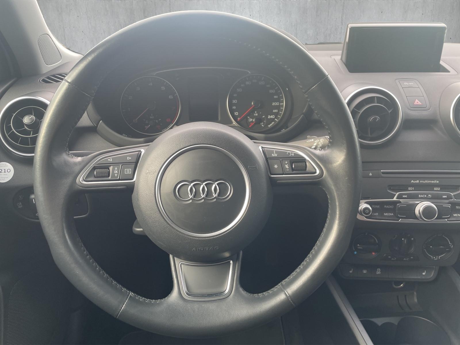 Audi A1 Sportback TFSI*S-Line*MMI*NAVI*SHZ*PDC*Xenon