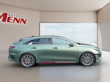 Kia ProCeed 1.6T DCT GT Elekt. Sitz Glasdach Bastuck