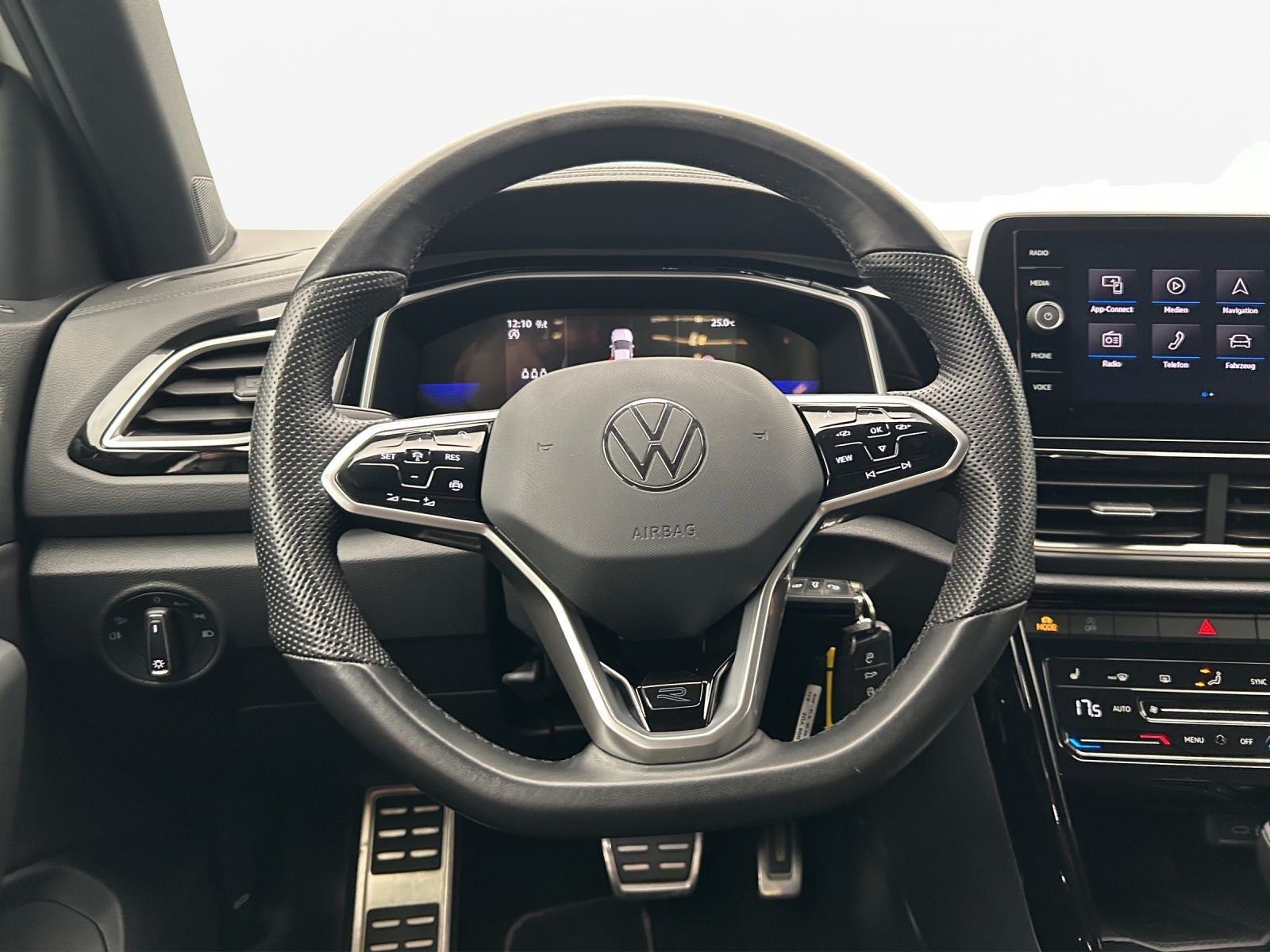 Volkswagen T-Roc - Bild 8
