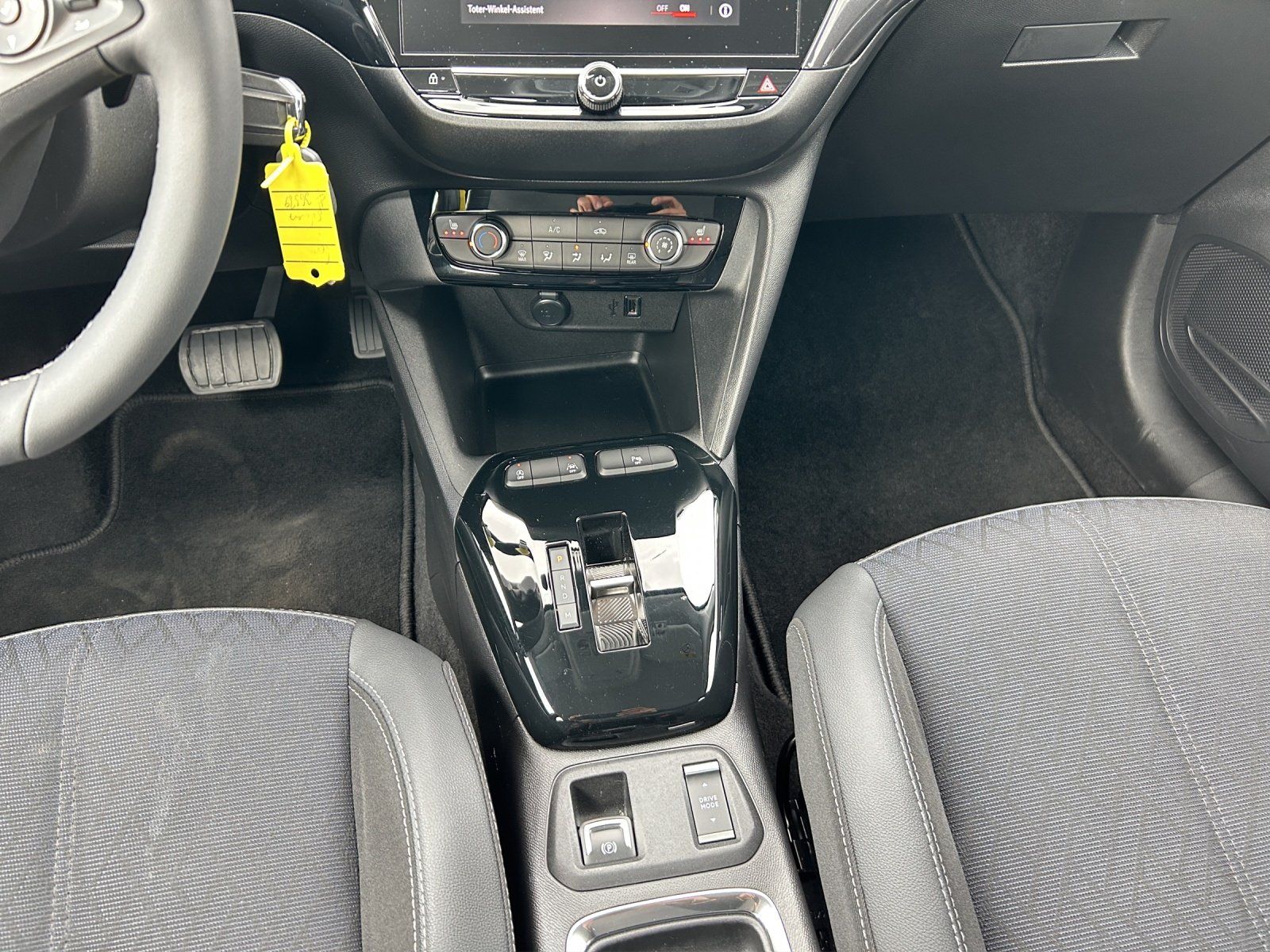 Fahrzeugabbildung Opel Corsa F 1.2 Turbo Elegance Aut./LED/PDC/SHZ/GRA/