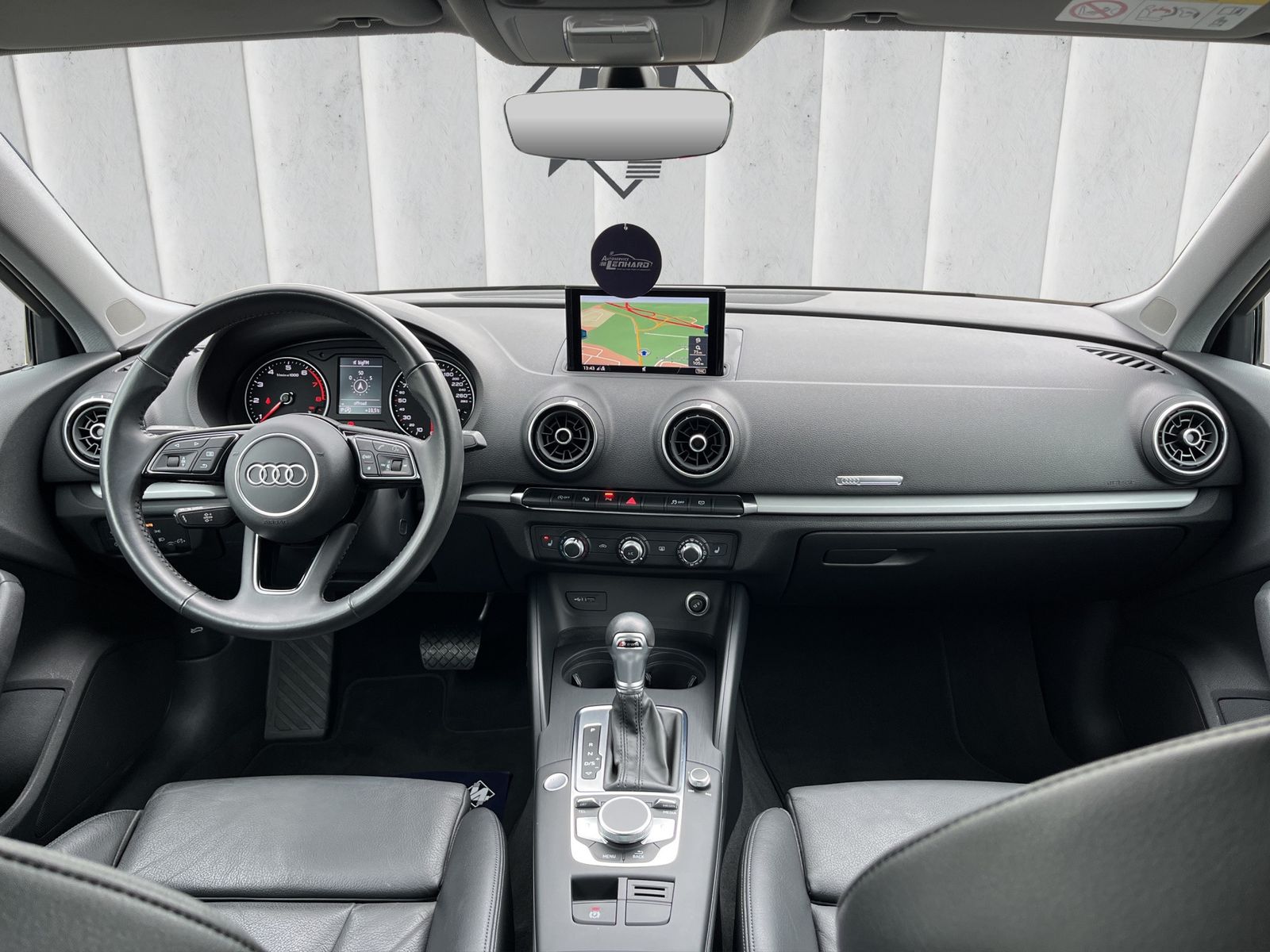 Fahrzeugabbildung Audi A3 *Sportback*35 TFSI*SHZ*NAVI*Kamera*PDC*Xenon*