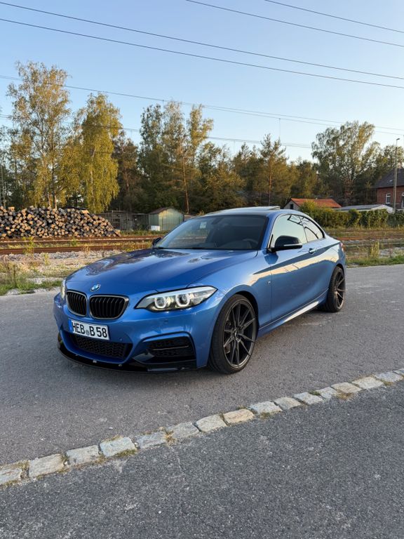 Image of BMW M240i