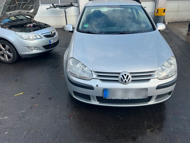 Volkswagen Golf 5 Motorschaden